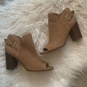 Sam Edelman Easton Perforated Open Toe Bootie S8.5
